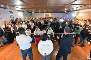 ab176fb9 e9e5 44c3 bb88 7a850f82669a  