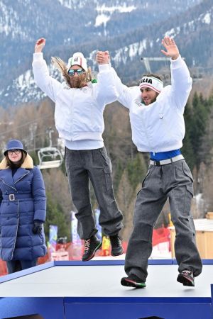 25390ef1 384d 4589bbe ca5879378da1