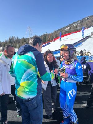 554e92f5 ebf8 aaa2 b3949e4a0cb1